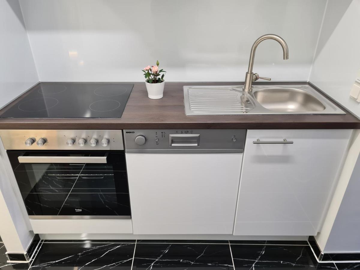 Lapi Apartment 1150 ウィーン エクステリア 写真